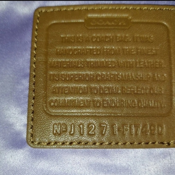 COACH Signature Pieced Style F17490. Khaki/Tobacco Fabric/Leather Shoulder Bag - Picture 15 of 15